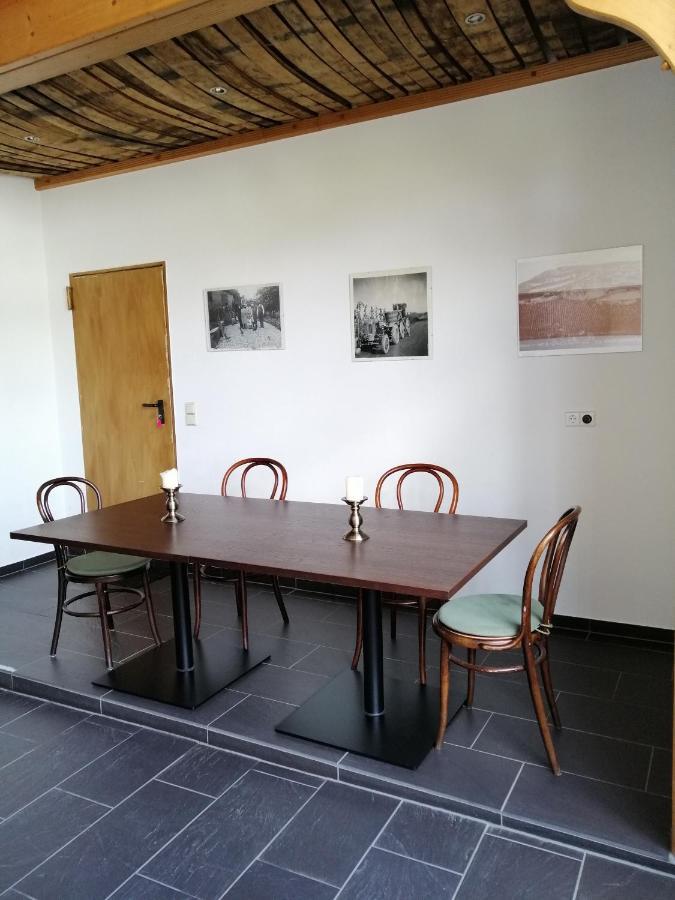 Weingut Licht-Stadtfeld Браунеберг Екстериор снимка