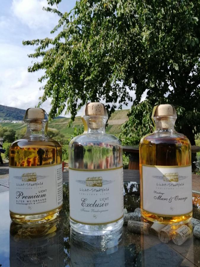 Weingut Licht-Stadtfeld Браунеберг Екстериор снимка